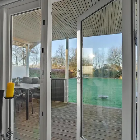 Nyaraló 3 Bedroom Pet Friendly In