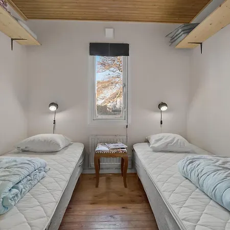 3 Bedroom Beautiful In بيت للعطل هادرسليف