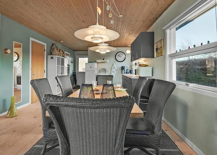 3 Bedroom Beautiful In *