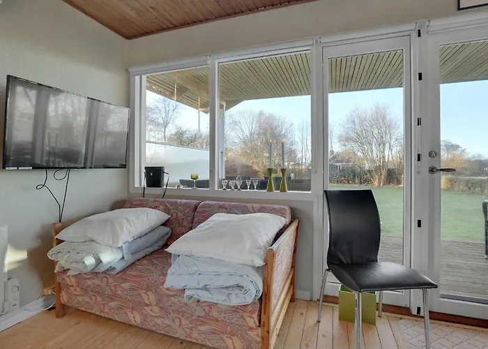 3 Bedroom Beautiful In * Haderslev